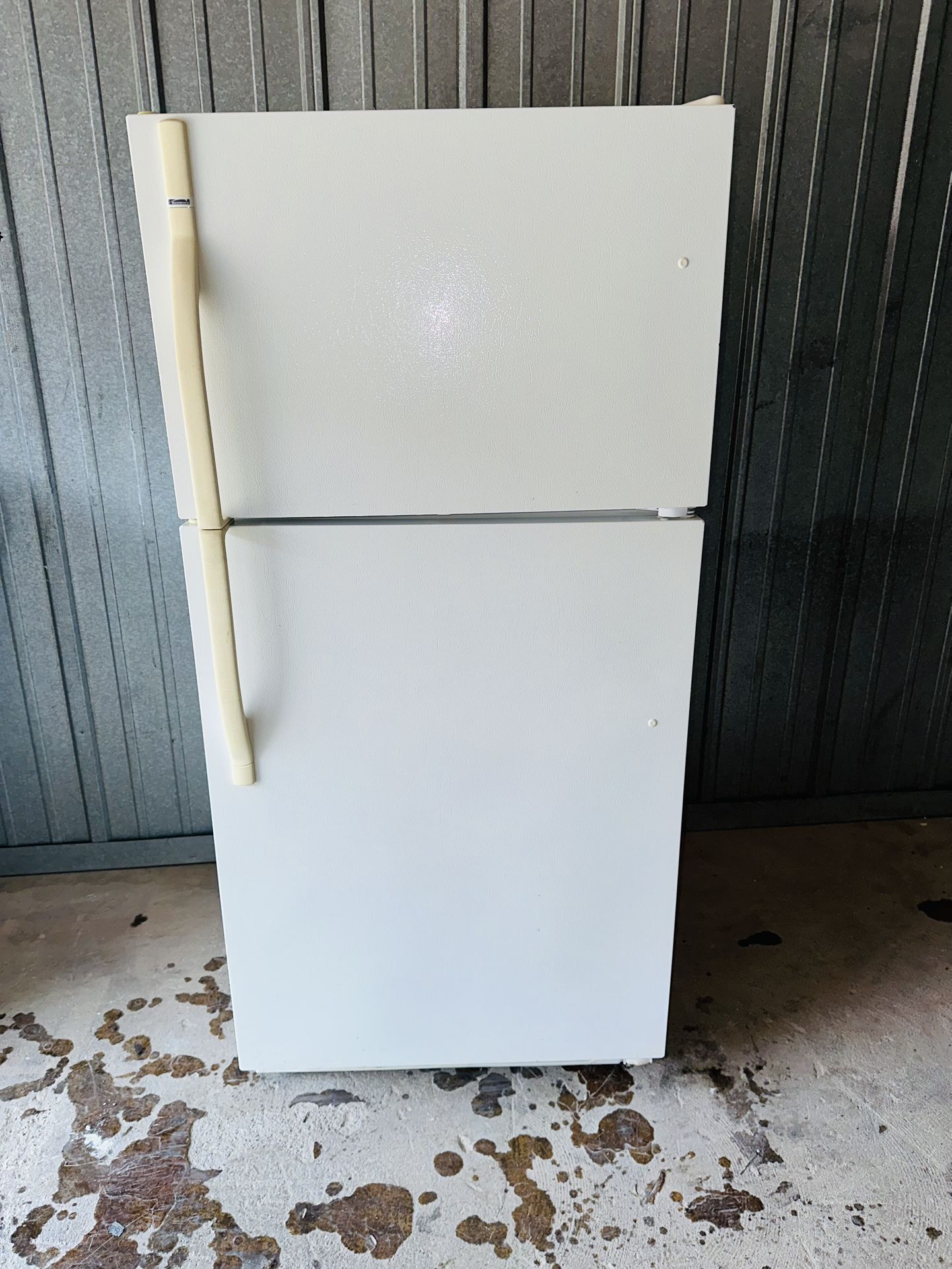 Fridge - Can Deliver