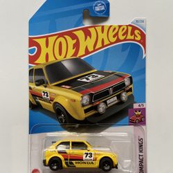 Hot Wheels ‘73 Honda Civic Custom (Yellow) 