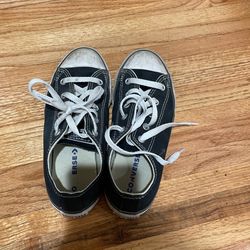 Black and White Low Converse
