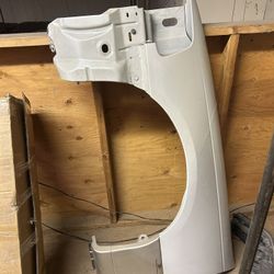 Fender & Bumper - 2006 Lincoln Town car 