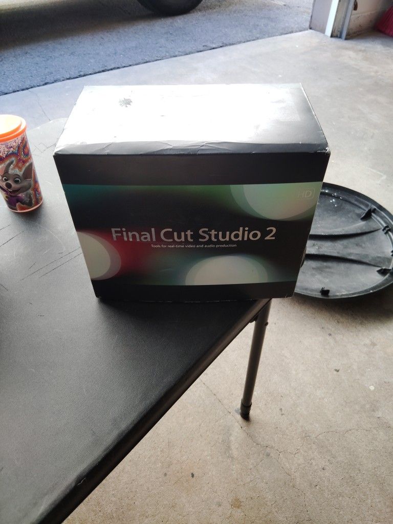 Final Cut Studio 2 Never Used 40 Dollars