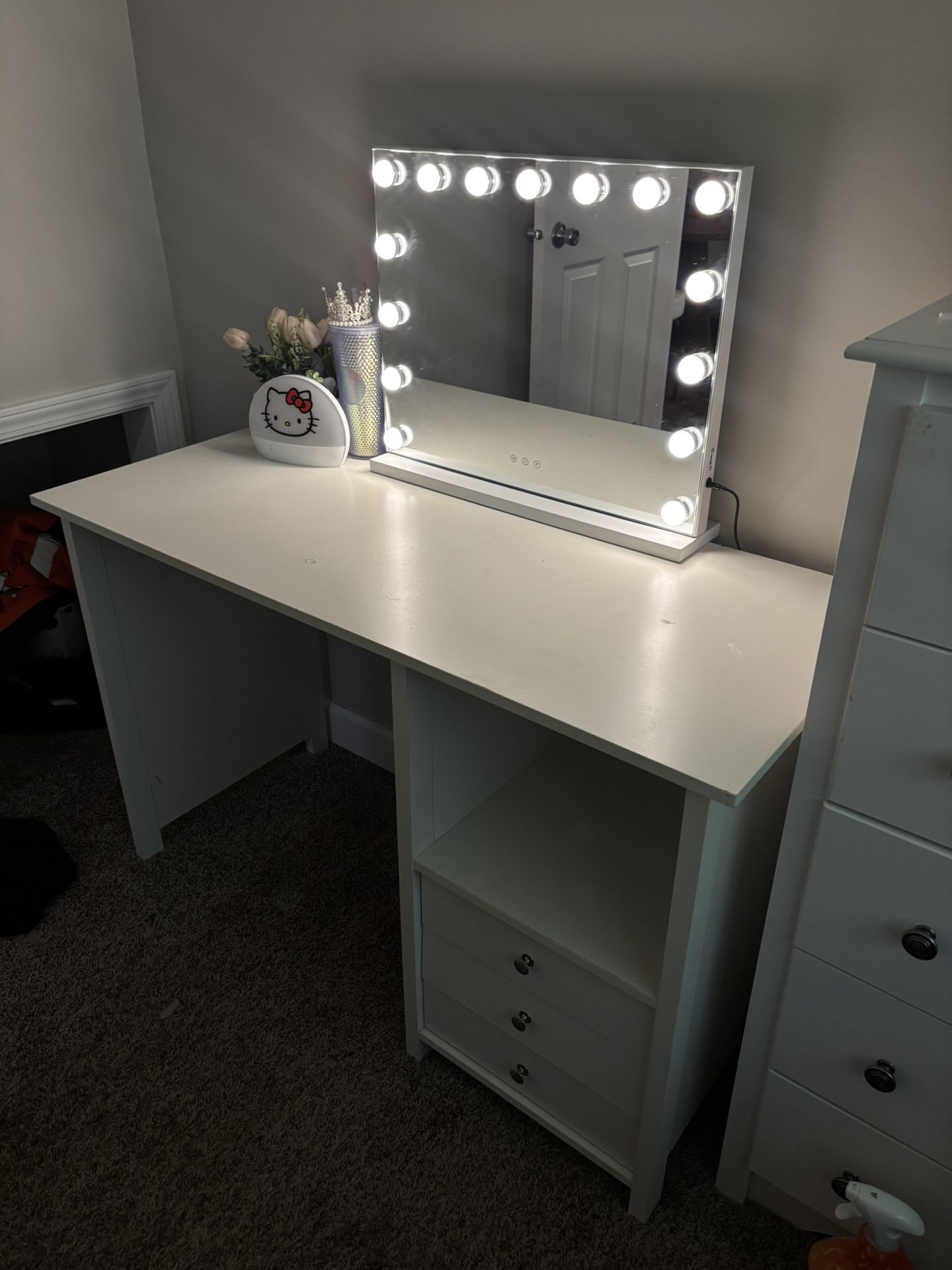 Makeup Vanity