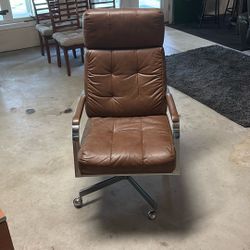 desk chair