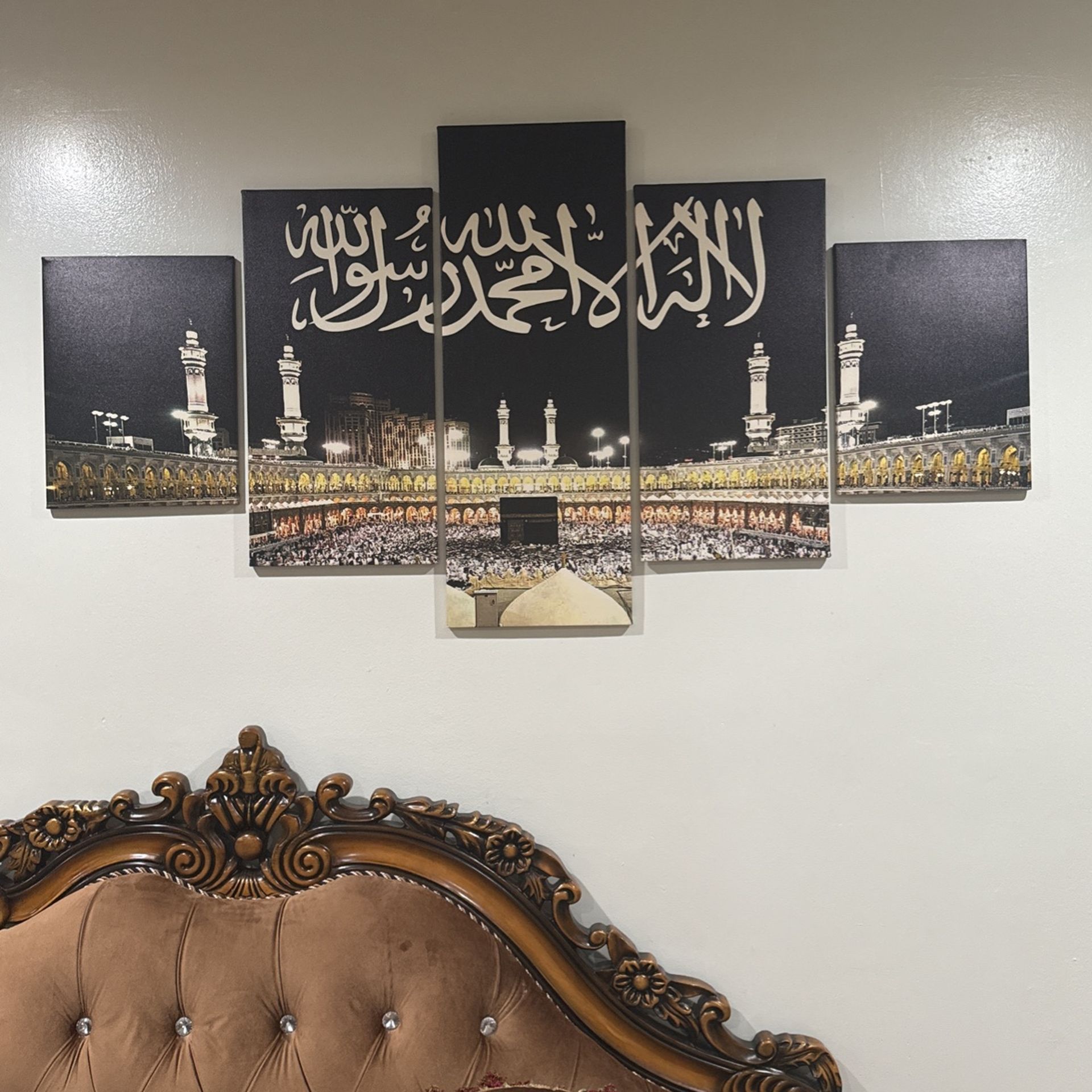 5 Piece Mecca Portrait.