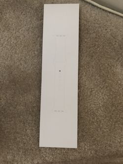 BRAND NEW 100% AUTHENTIC Apple Watch White Sport Band 40mm