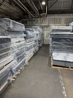 Mattress World 🌍 !!👀