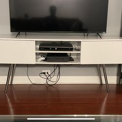 TV stand
