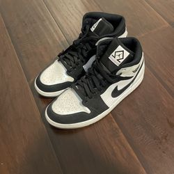 Jordan 1 “diamonds”