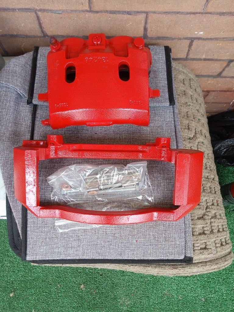 Dodge Ram 2500 Front Brake Calipers
