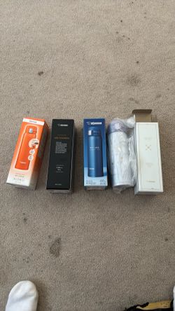Zojirushi 480 mL vacuum sealed water bottles
