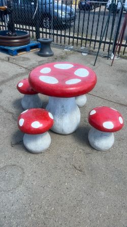 Concrete table 4 seats