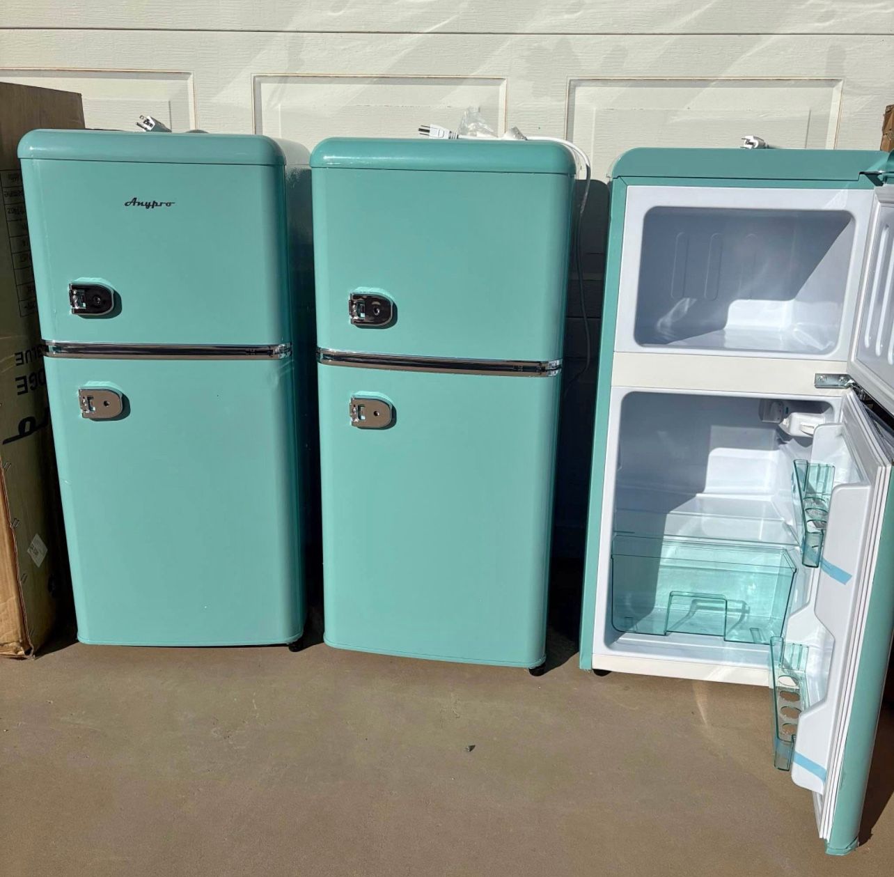 New Mini Fridge For Cheap