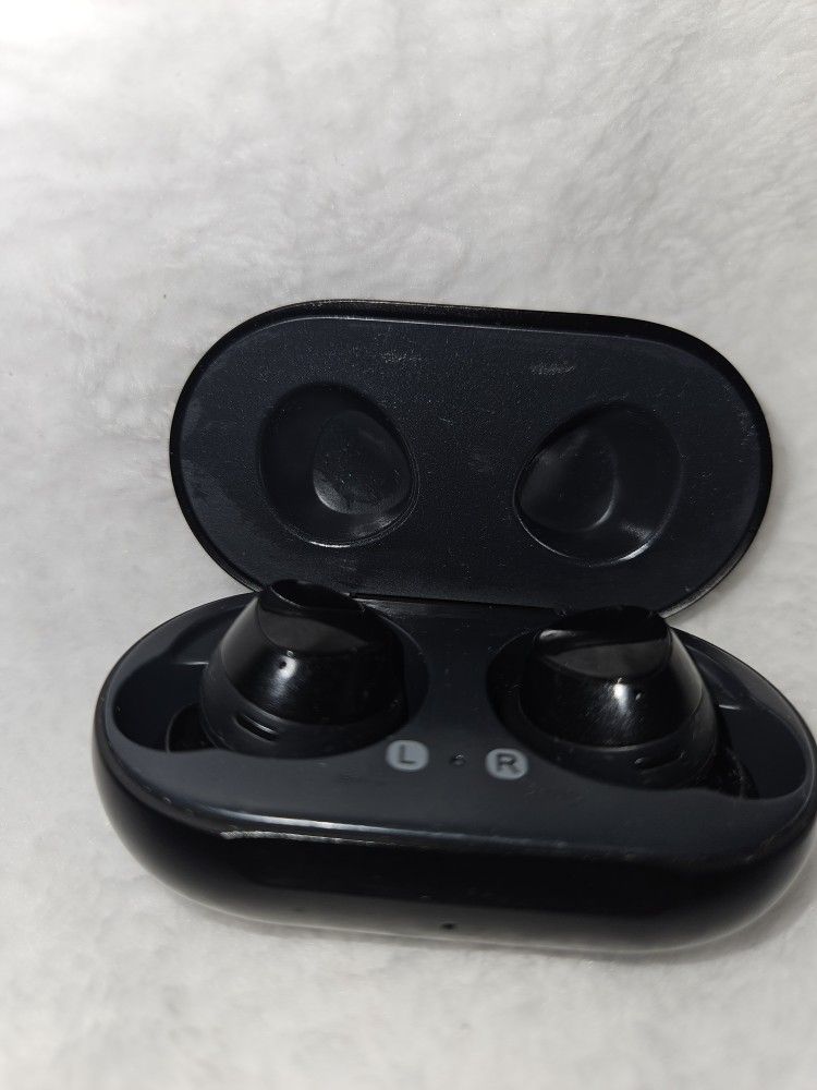 Samsung Earbuds Plus