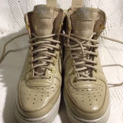 Nike Air Force 1 Mid Mushroom Women’s Size 6.5 (AA3966-200) Beige Color 