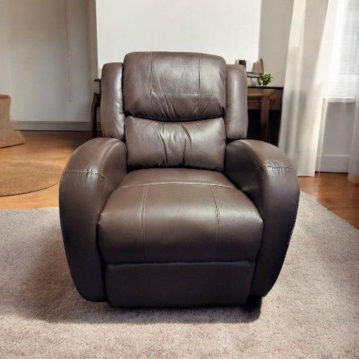 !!BRAND NEW!! Leather Power Recliner