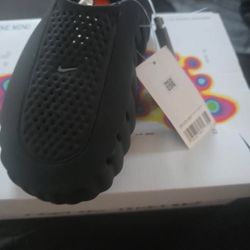 Nike Mind 001