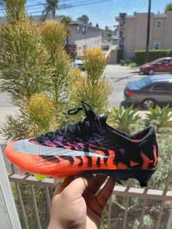 Soccer cleats
