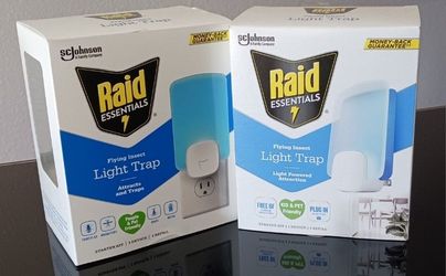 Raid Fly Trap Set | $8