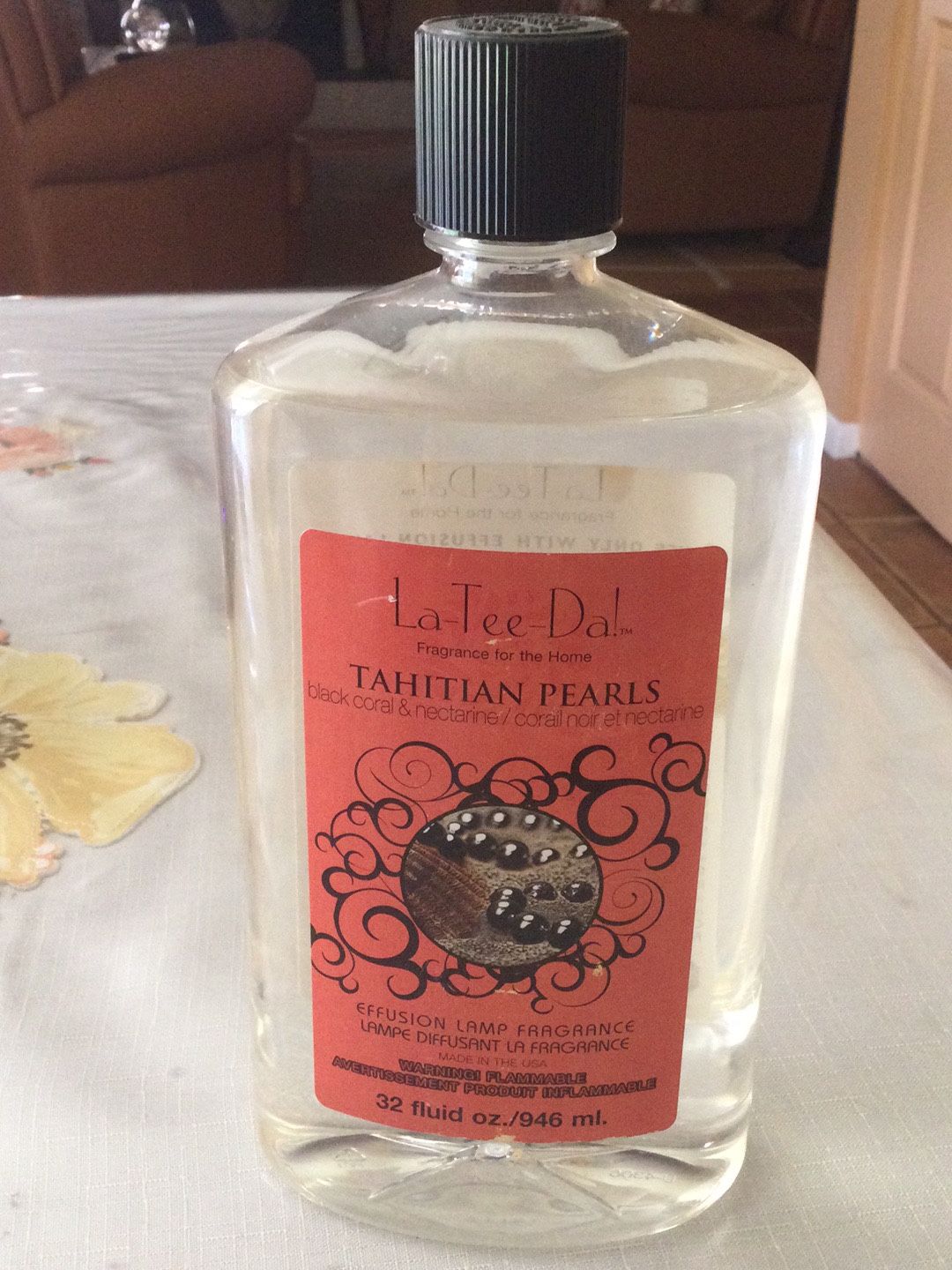 32 OZ BOTTLE La-Tee-Da! Fragrance for Effusion Lamp