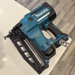 Makita 18v Straight Nailer Finish TOOL ONLY