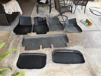 Model y floor mats