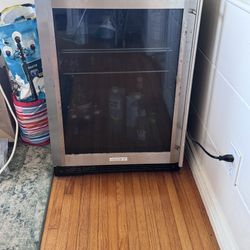 Vissani Wine & Beverage Fridge