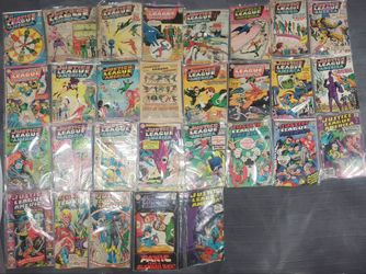 Title:
Large Bronze Age DC Comic Book Collection - Justice League, Batman, Superman Lot
