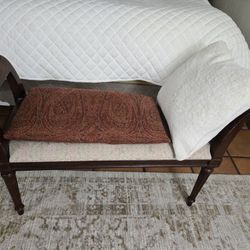 Beautiful Window End Of Bed Bench 