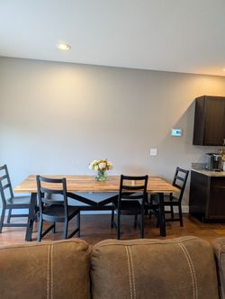 Farmhouse Kitchen Table & Chairs