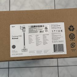 Dyson Cyclone V10 Animal Vacuum Brand New!!!