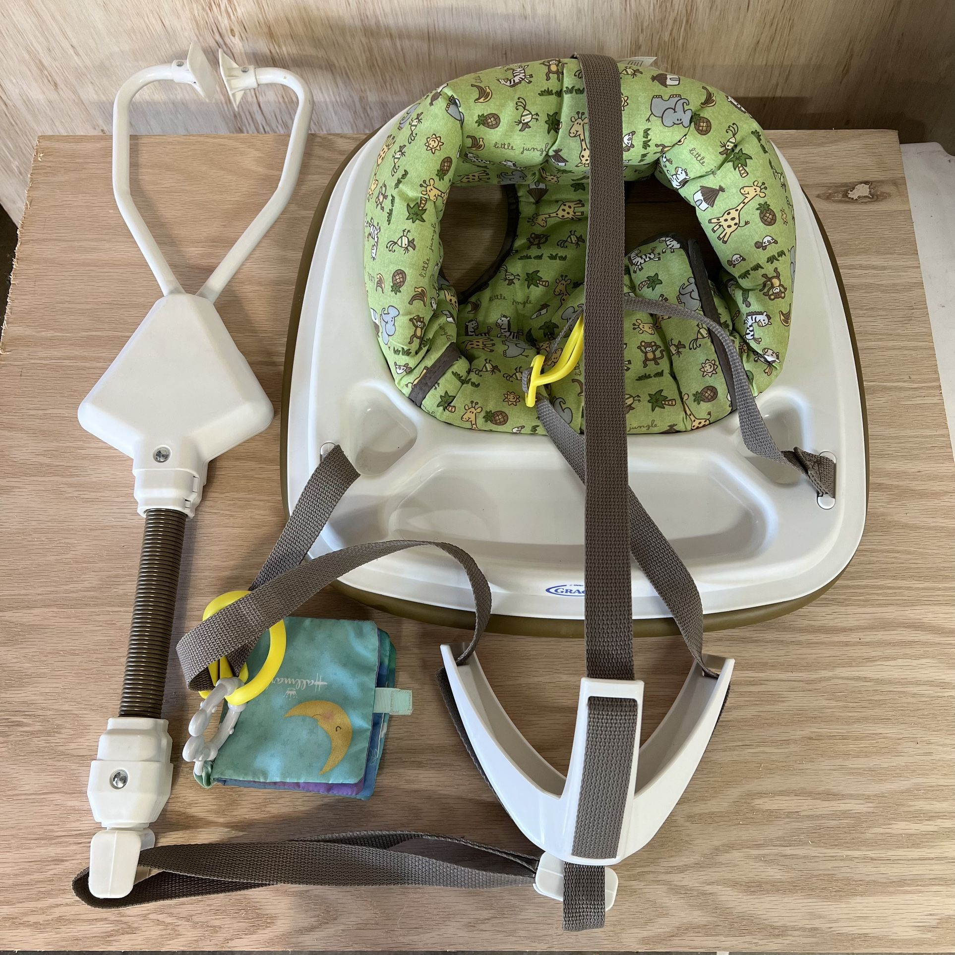 Graco Doorway Bumper Jumper, Little Jungle