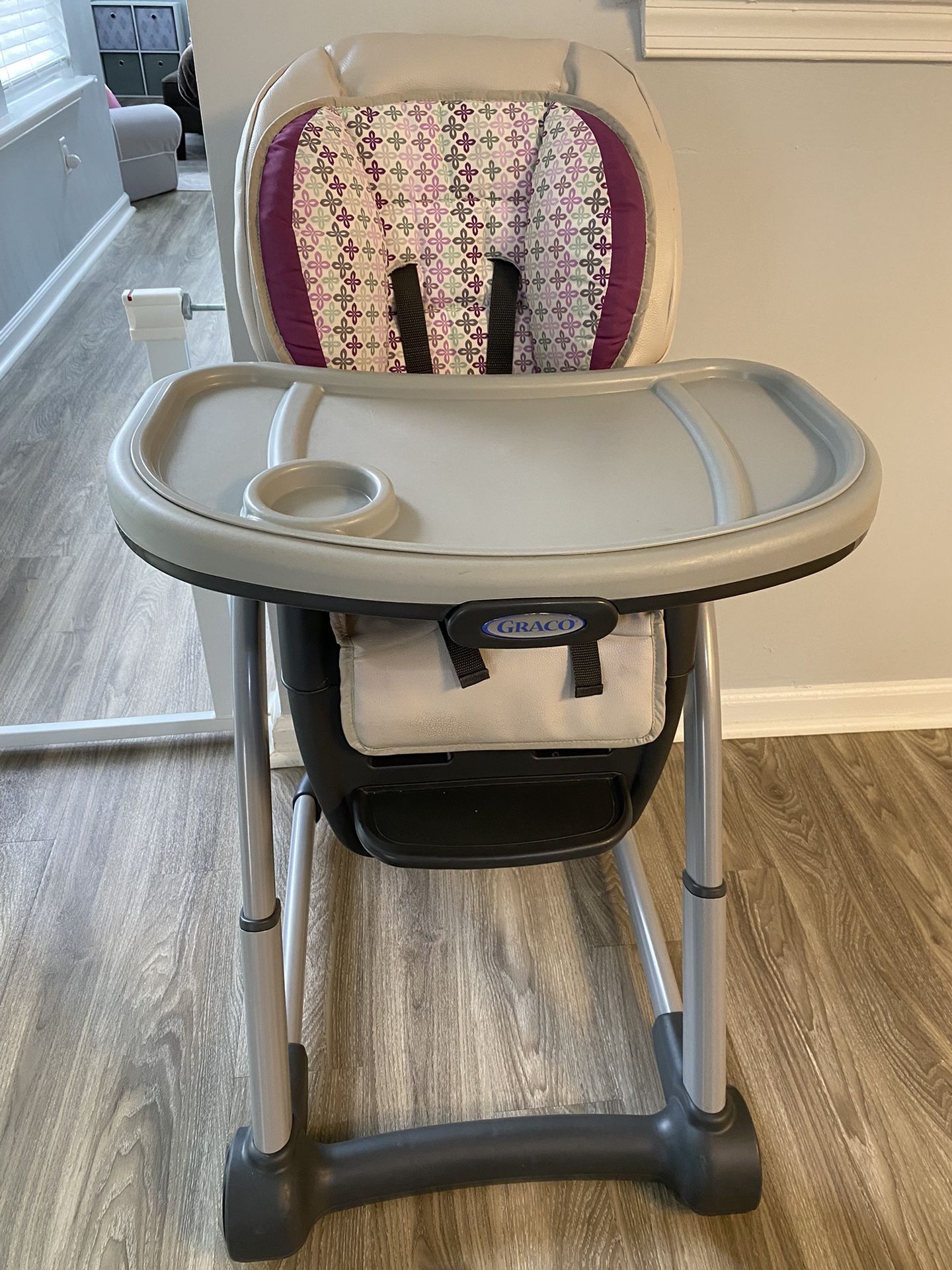 Graco Blossom 6-in-1 Convertible Highchair