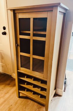 Wood Wine And Liquor Cabinet Near Mint