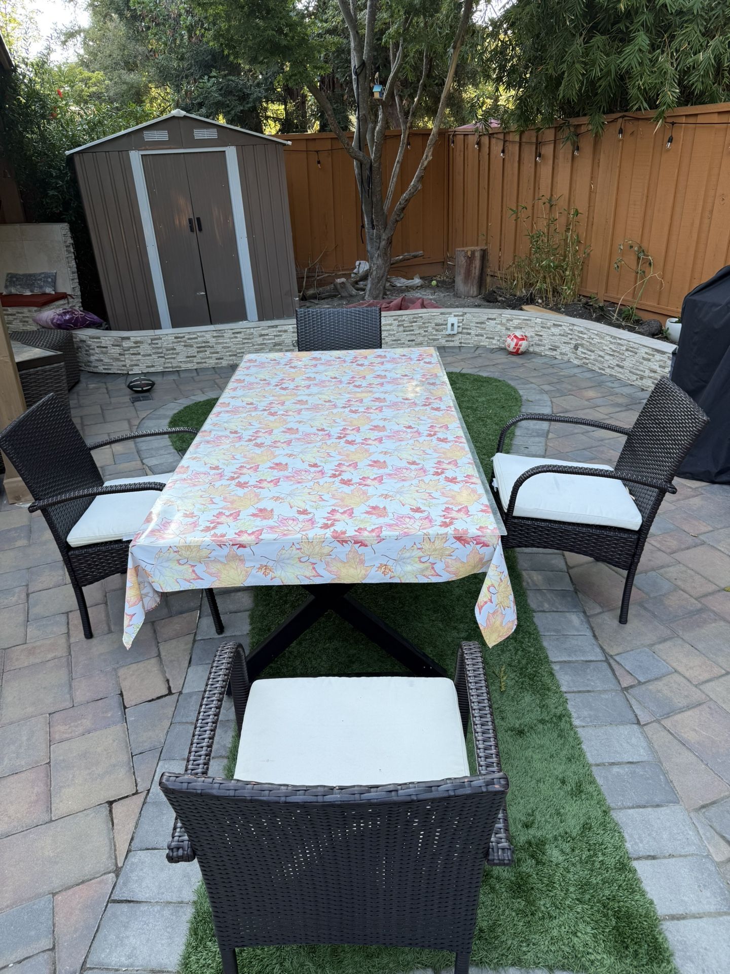 Outdoor Table with 4 Chairs