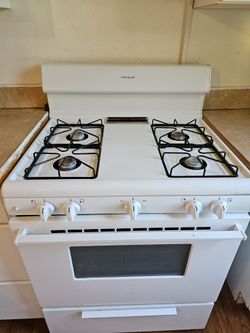 Gas stove