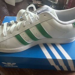 Adidas Superstar