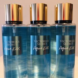 $30 Aqua Kiss Victoria Secret It’s All Brand New And Pick Up Gahanna