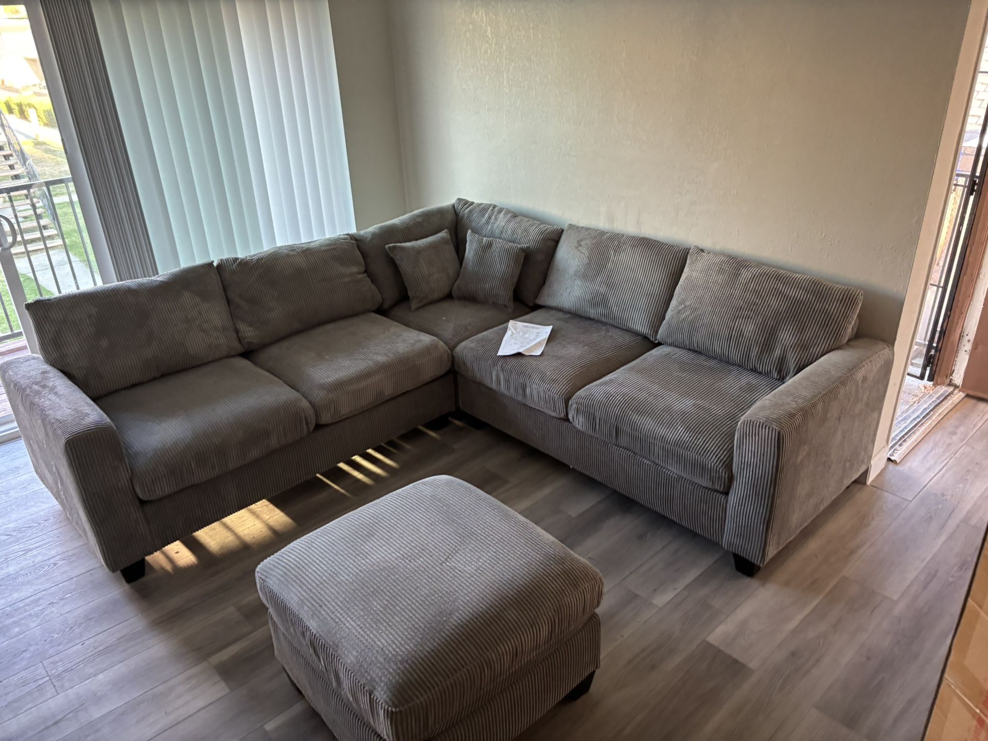 Sectional Sofa Set