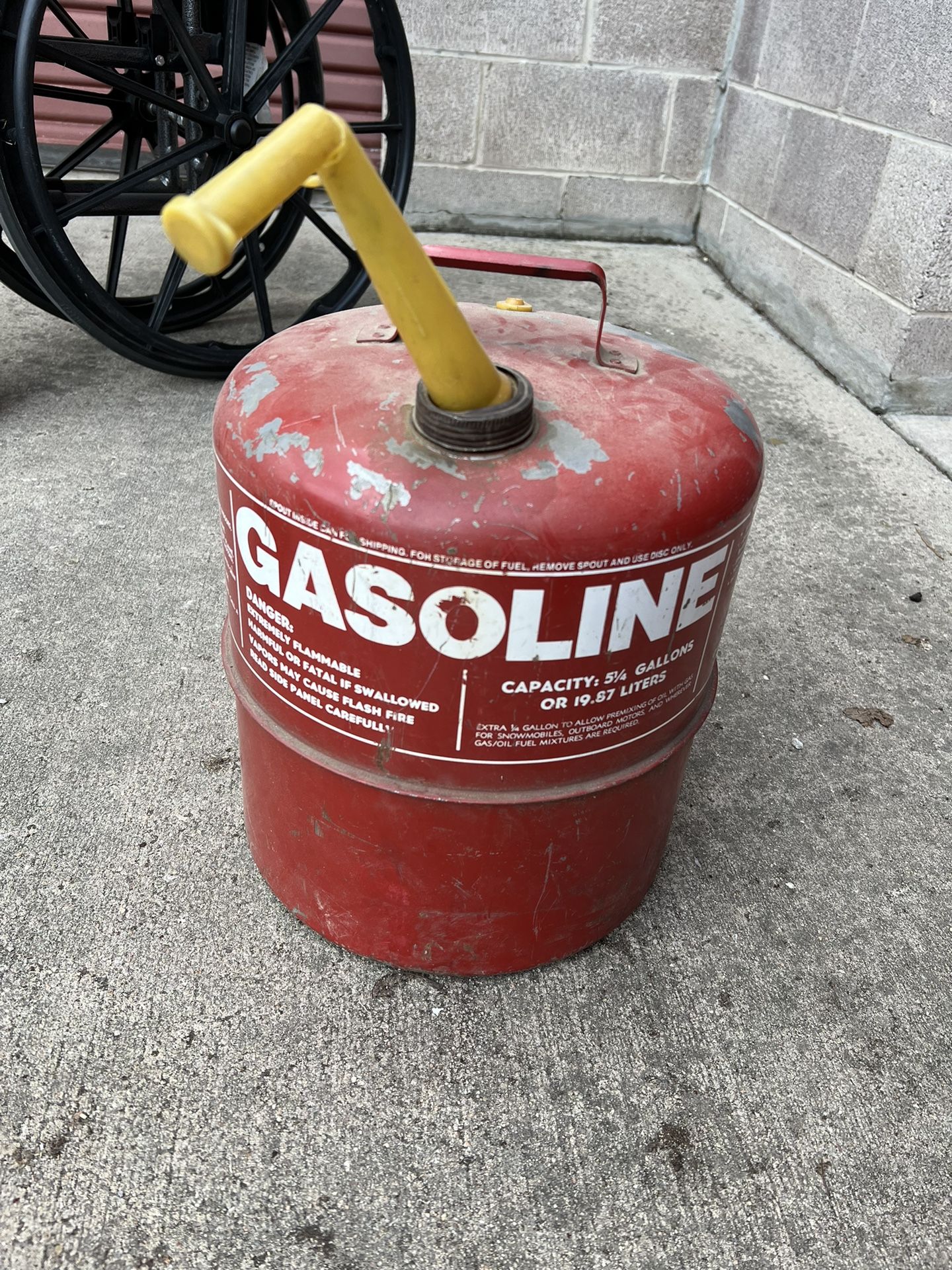 Metal Gas Can
