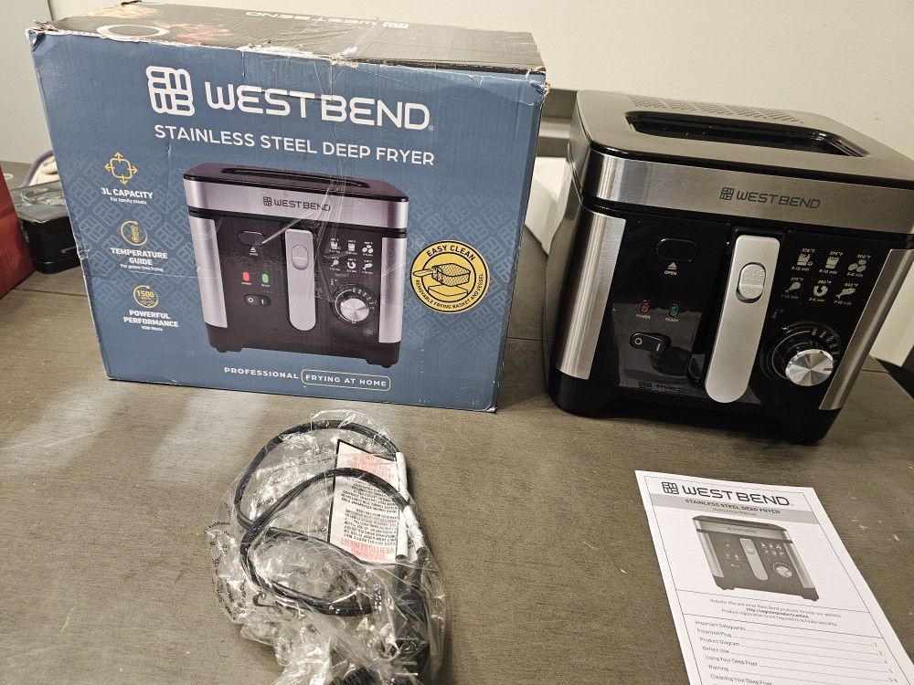 West Bend Deep Fryer, 3L Capacity