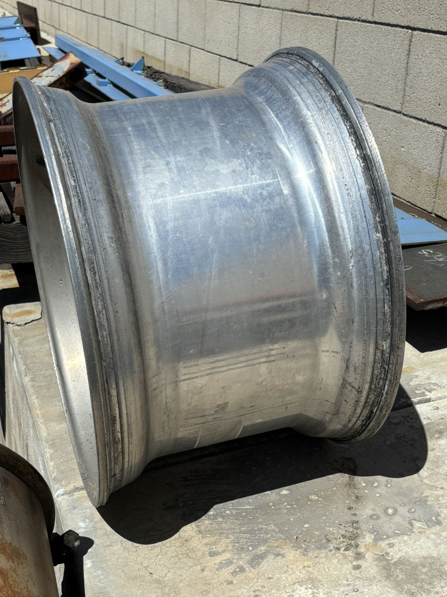 5 Semi Truck Wheels 22"