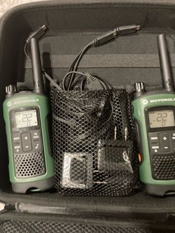 Motorola Walkie Talkies Two-Way Radio Set