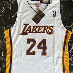 Mitchell & Ness Kobe Bryant 2009-2010 Jersey SIZE Large