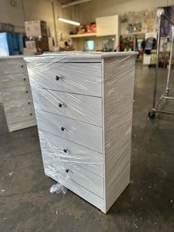 Dresser 5 drawers