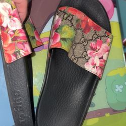 Gucci Slides Women Size 6