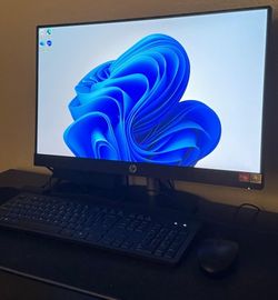 HP - 23.8" Full HD All-in-One - AMD Ryzen 3 - 8GB Memory - 512GB SSD - Jet Black