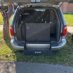 2005 Dodge Grand Caravan