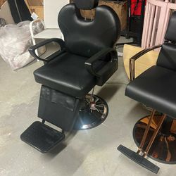Hydraulic Reclining
Barber Chair