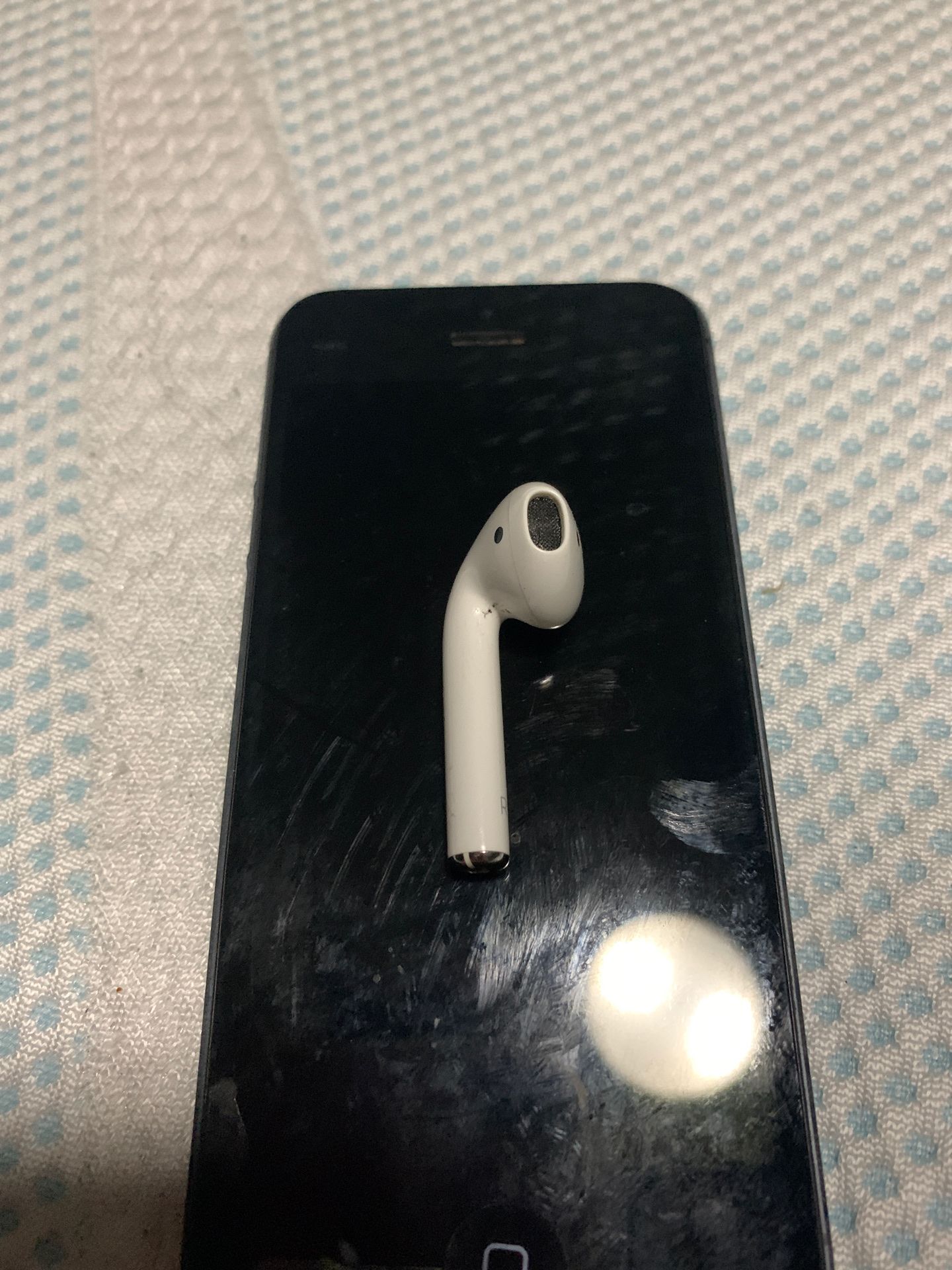 Right AirPod 1st Gen