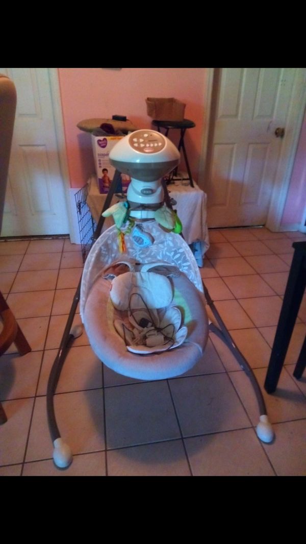 FisherPrice swing and safari baby swing electric or batterypowered